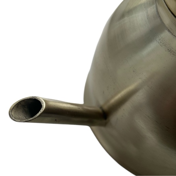 ROSE & FITZGERALD BRUSHED GOLD KETTLE - DOES NOT COME IN THE ORIGINAL BOX - Picture 6 of 8